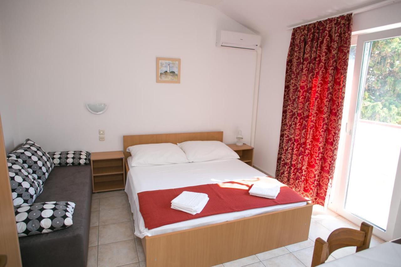 Apartments Ostrea - Mimoza Novalja Zewnętrze zdjęcie