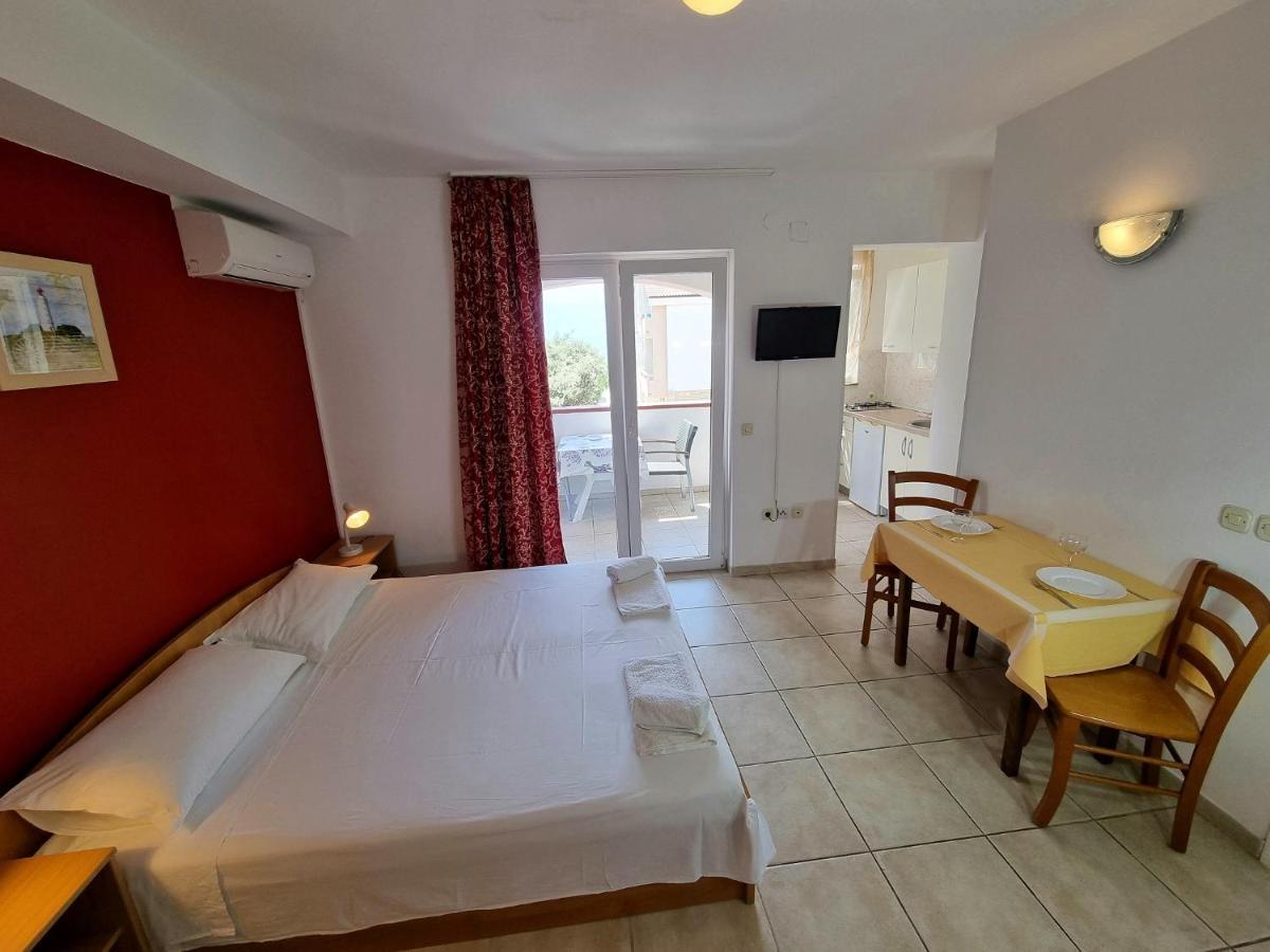 Apartments Ostrea - Mimoza Novalja Zewnętrze zdjęcie